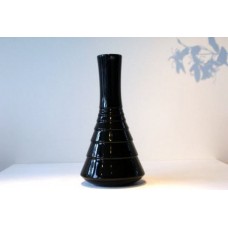 Young & Trandy Vase Black
